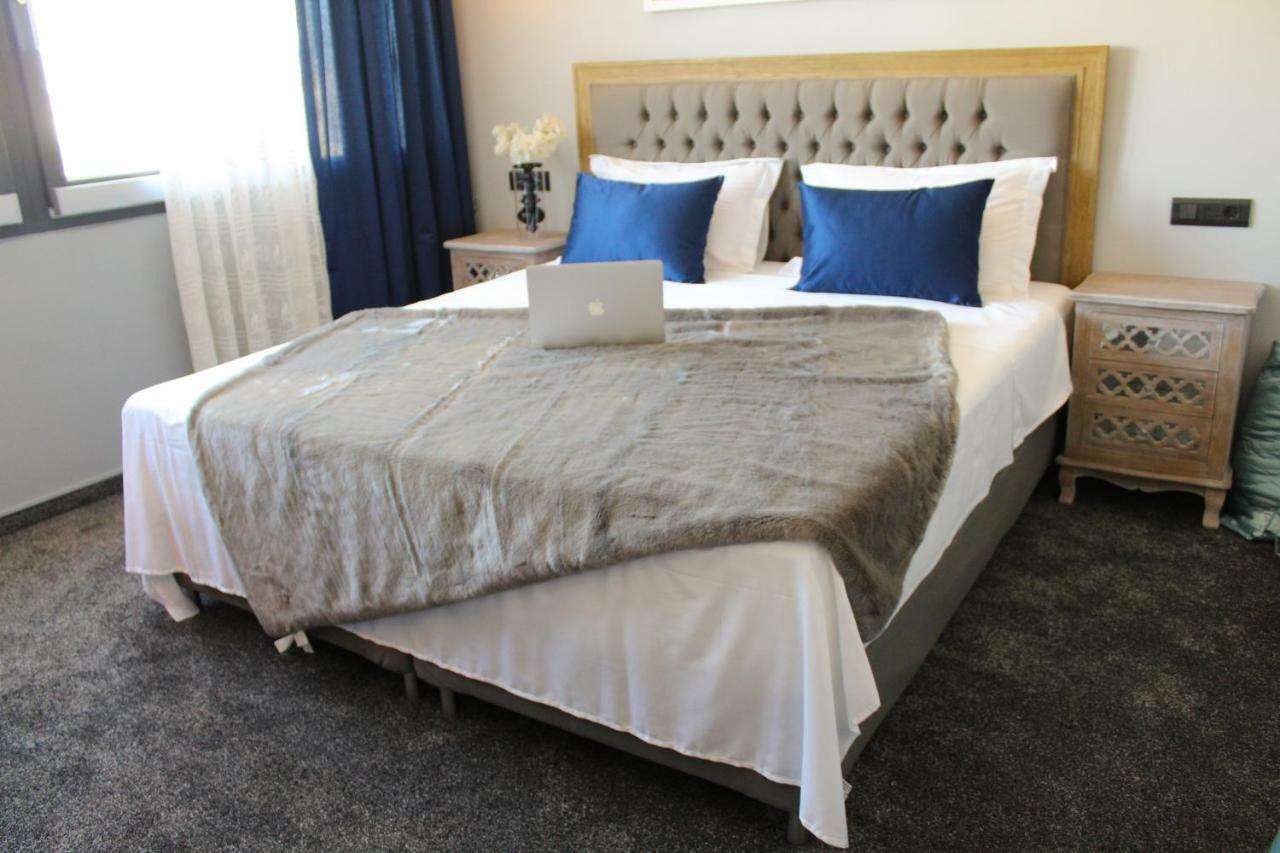 Luxury Split Apartment With View Esterno foto
